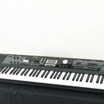 Roland V-Combo VR-09 61-Key Live Performance Keyboard CG003LB