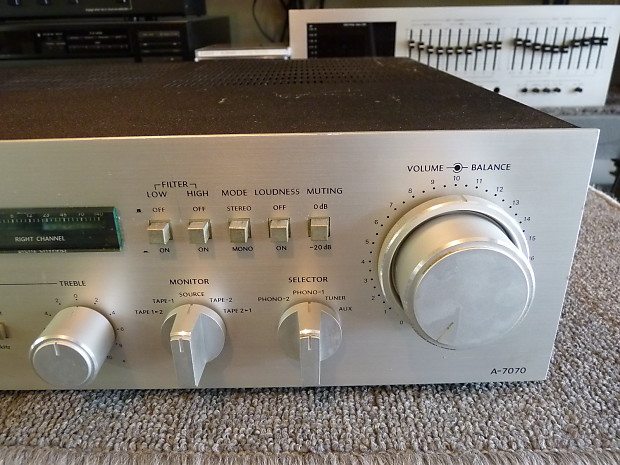 Onkyo A   Reconditioned Integrated Amp    x 2 RMS Power