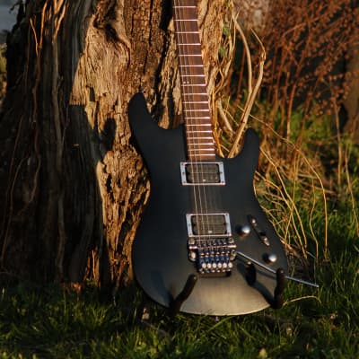 Ibanez S320 Standard