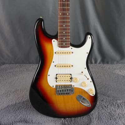 Canion Super Deluxe Stratocaster - Sunburst Super Rare MIJ Yamaki? image 2