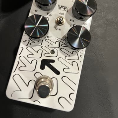 VFE Standout Mid Boost Pedal image 3