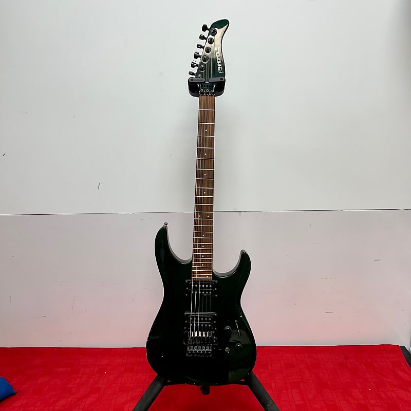 Fernandes FR-75 Electric Guitar Made in Japan Floyd Rose bridge Locking Nut