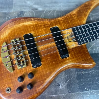 Alembic Epic 5 String Bass 1996 Natural with case! image 2