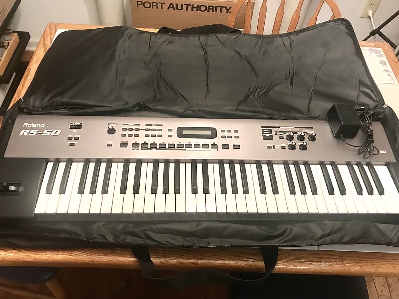 Roland RS-50 61-Key Digital Synthesizer