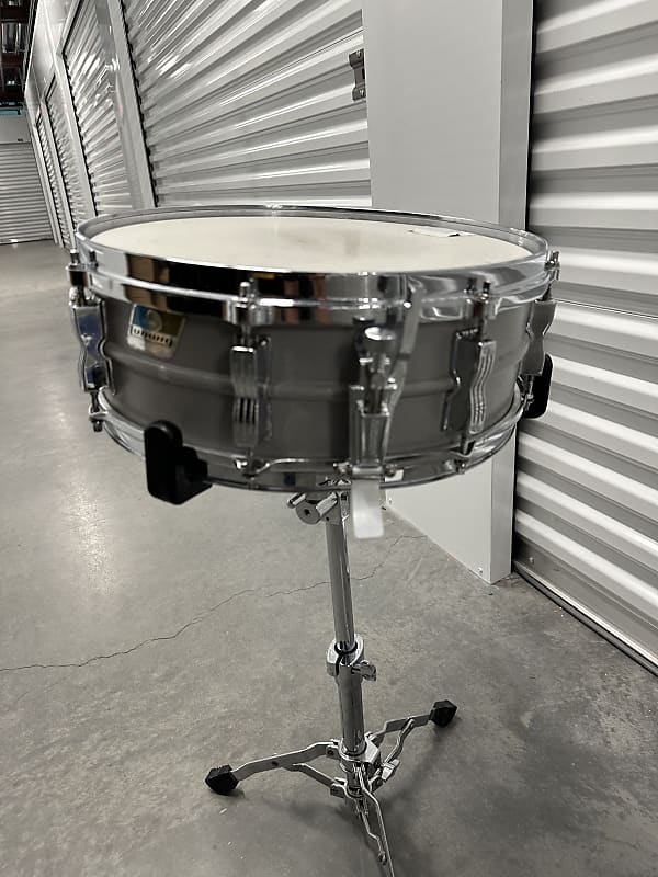 Vintage 1970s Ludwig 4.5X14 Acrolite Snare Silver Drum