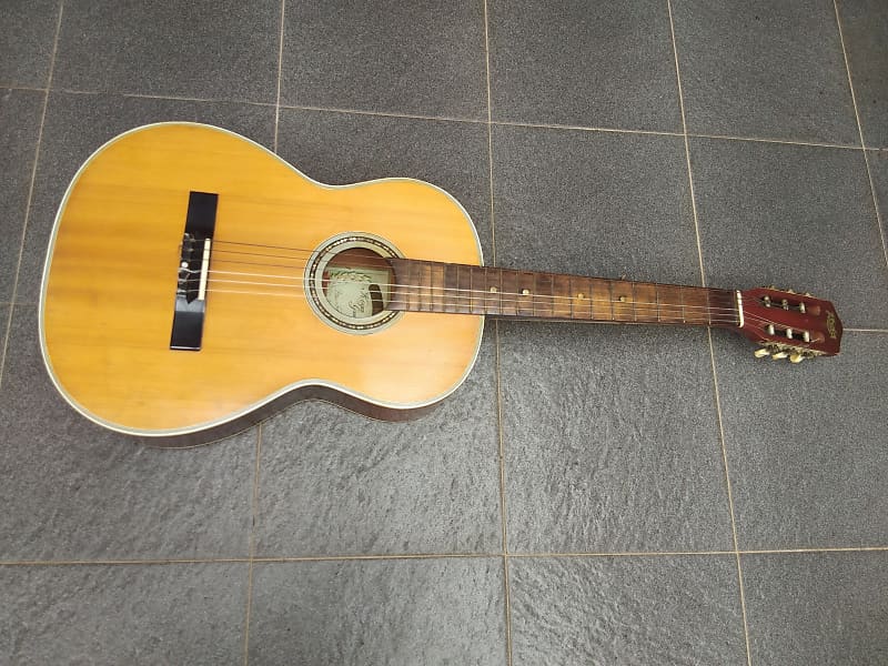 MADE IN MID 1960s - MASAO KOGA 40 - AN EXTRAORIDINARY ORDINARY CLASSICAL  GUITAR | Reverb