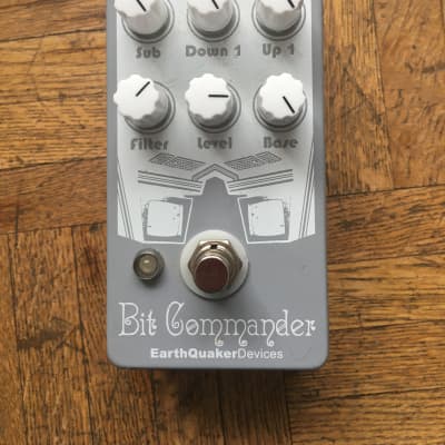 EarthQuaker Devices Bit Commander Analog Octave Synth 2011 - 2017 - Gray / White Print for sale