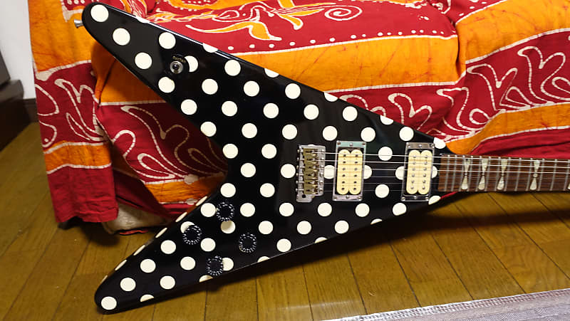 Rare!】 Fernandes FV-105RR Polka Dot Vee Style Randy Rhoads