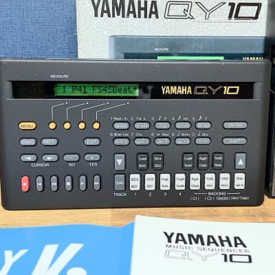 [Mint] Yamaha QY10 Sequencer - Black w/ Original Box