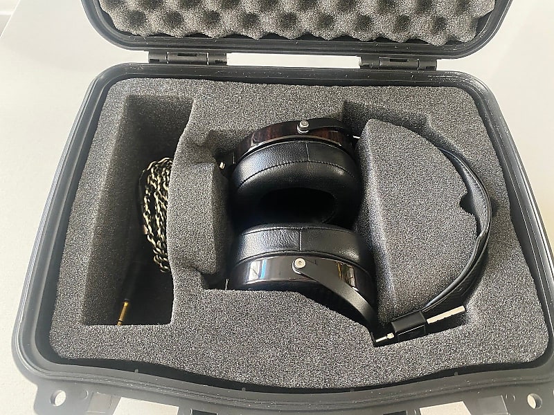 Used Audeze LCD-4 Planar Magnetic Over Ear Headphones with Transport Case image 1
