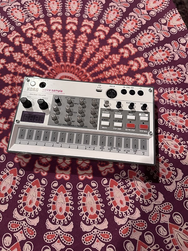 Korg Volca Sample 2 Digital Sample Sequencer 2020 - White