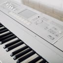 Korg M3 88 key piano keyboard synthesizer in excellent condition