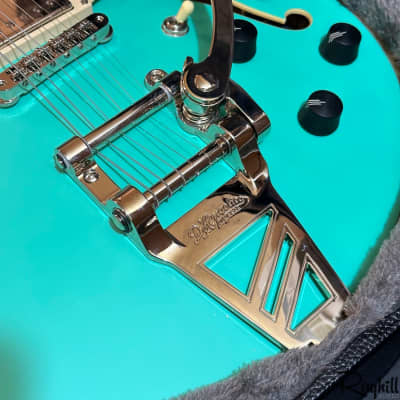 D'Angelico Deluxe SS LE Matte Surf Green Semi Hollow Body Electric Guitar Prototype image 9