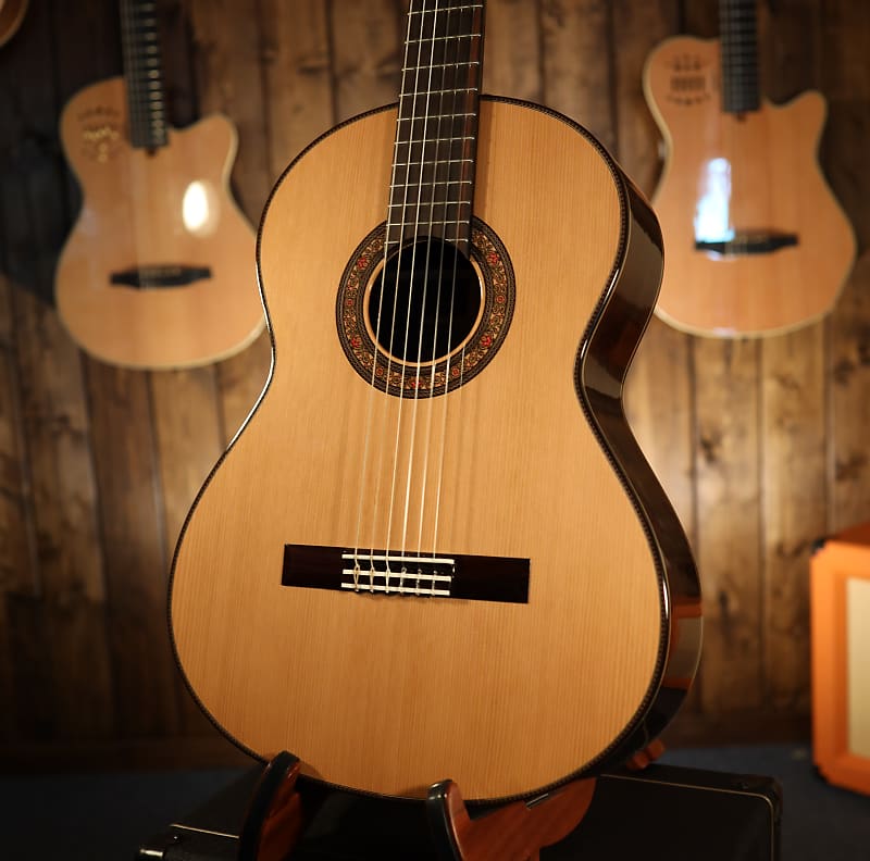 Alvarez Yairi CYM75 Cedar Top Rosewood Back and Sides 3384