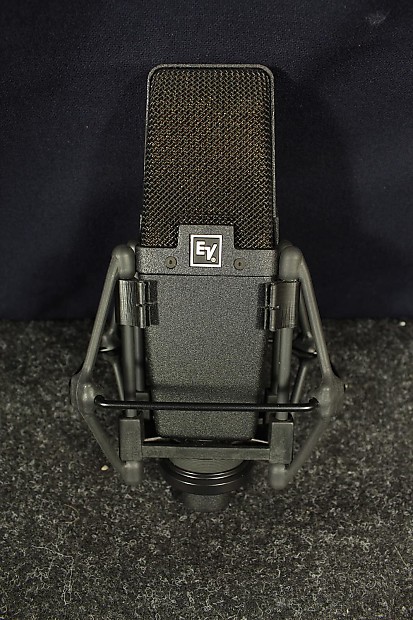 Electro-Voice RE2000 Supercardioid Condenser Microphone image 1