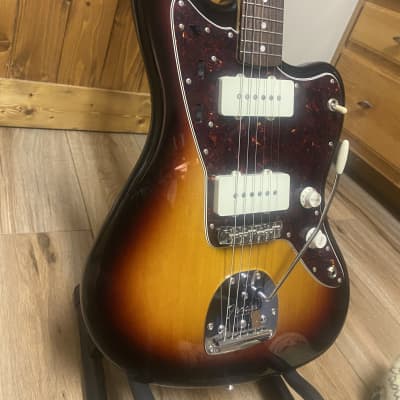 2023 Fender MIJ Traditional 60s Jazzmaster with Rosewood Fretboard 2018 - 3-Color Sunburst image 4