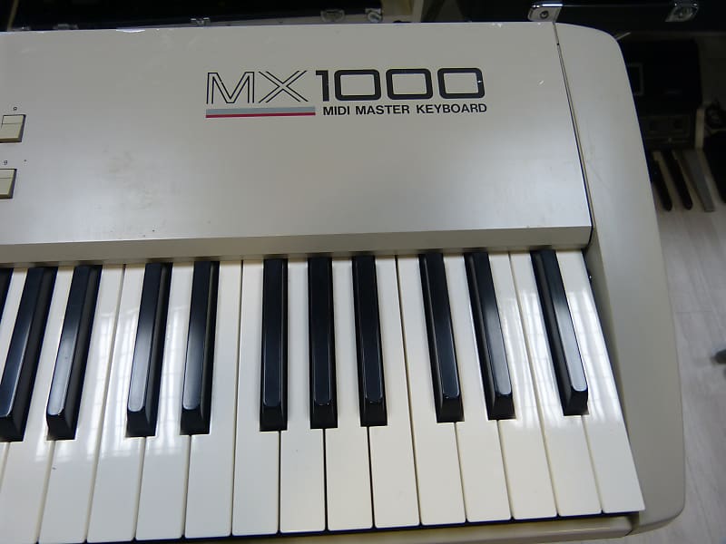 Akai MX1000 76 keys MIDI controller | Reverb