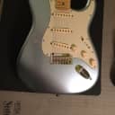 Fender American Deluxe Stratocaster Plus 2013 Metallic Ice Blue