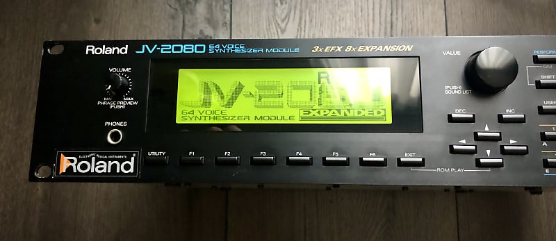 免税品Roland JV-2080 音源モジュール （エクスパンションボード3枚増設） 音源モジュール