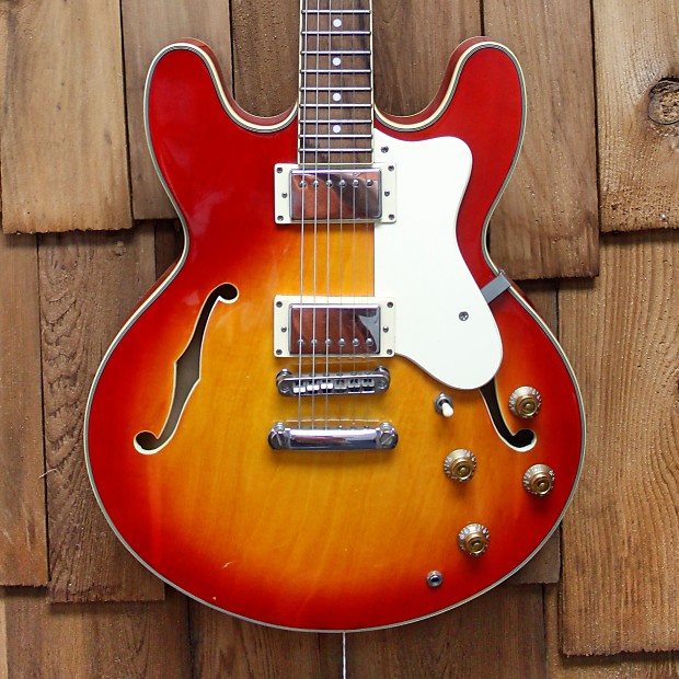 Jay Turser ES 335 Copy Cherry Sunburst