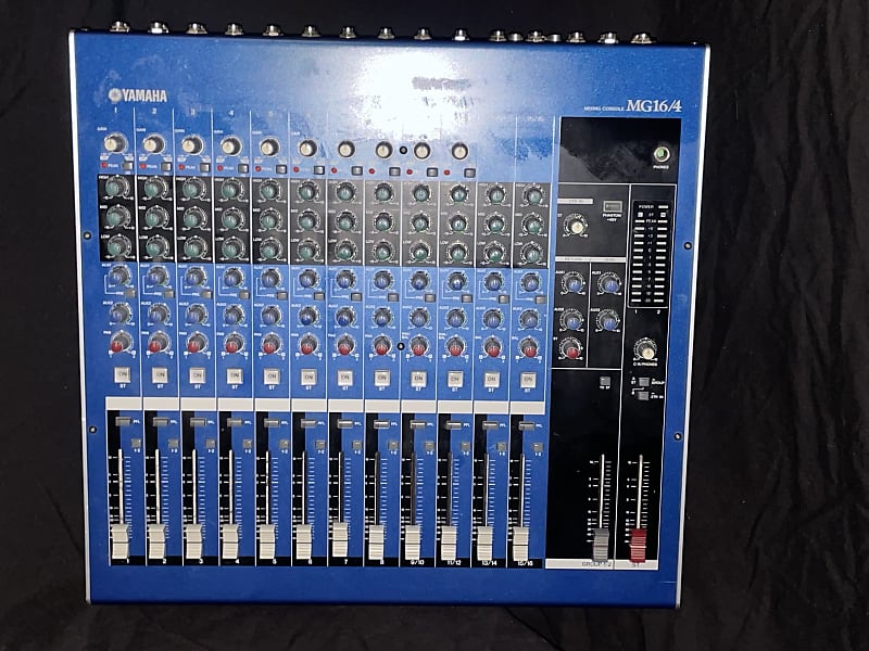 Yamaha MG16/4 16 Channel Analog Mixer with power supply. Reverb