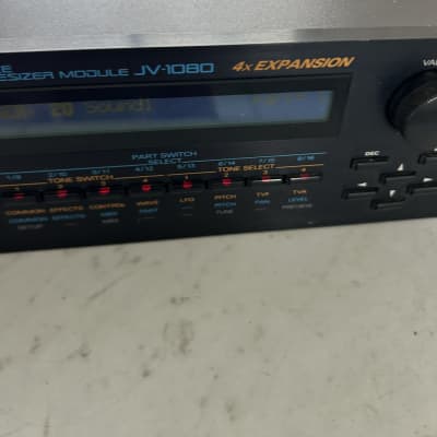 Roland JV-1080 64-Voice Synthesizer Module 1994 - 2001 - Black image 4