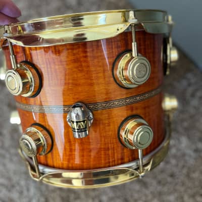 DW 25TH anniversary Anniversary Amber Lacquer Over Flame Maple 5 Piece w/snare W/MAY mic system image 8