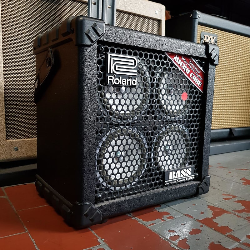 Roland Micro Cube Bass RX 2x2.5-Watt 4x4