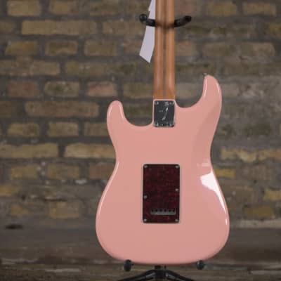 Fender Player Deluxe Stratocaster HSS - Shell Pink with Roasted Maple  Fingerboard, Sweetwater Exclusive in the USA