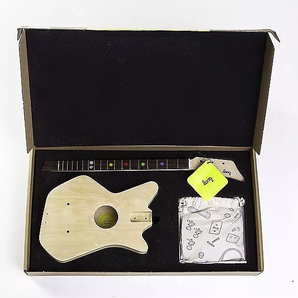 Loog II 3-String Acoustic Mini Guitar image 4