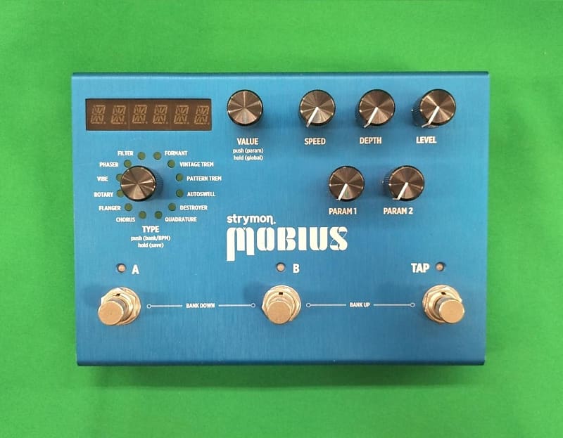 Strymon MOBIUS