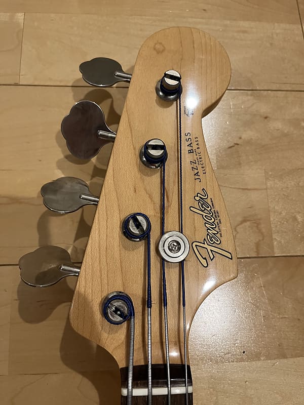 取扱店は Fender Japan Jazz Bass Fretless Sunburst | dash.ptpnix.co.id