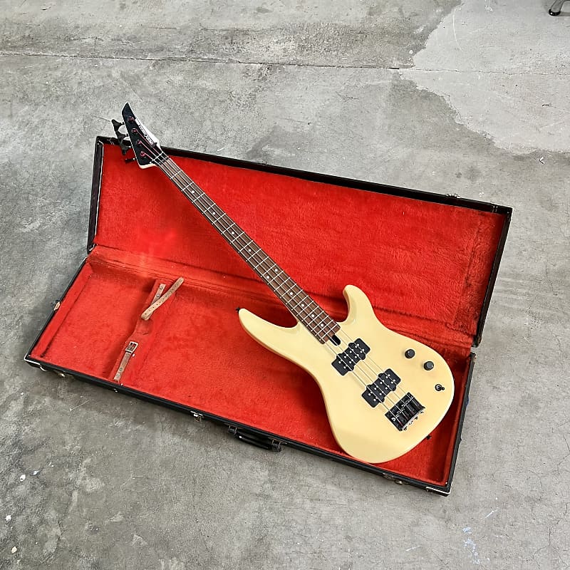 Yamaha  RBX Bass guitar c 1980’s Cocaine white original vintage MIJ Japan image 1