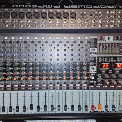 Behringer Europower PMP1680S 1600-Watt 10-Channel Powered Behringer Europower PMP1680S 1600-Watt 10-Channel Powered