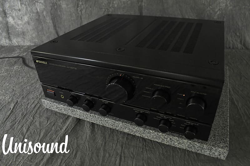 Sansui AU-α607DR Stereo Integrated Amplifier in Very Good Condition.