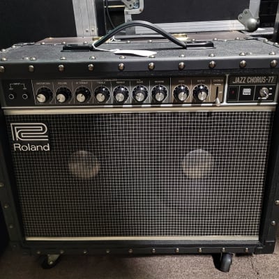 Roland JC-77 Jazz Chorus 80-Watt 2x10