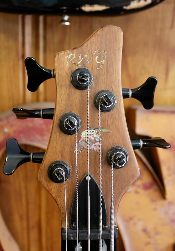 5弦ベース ノーブランド(Raven West Guitars)  レフティ仕様 Raven West Guitars RBS 5500 LEFTY 5 STRINGS | Reverb