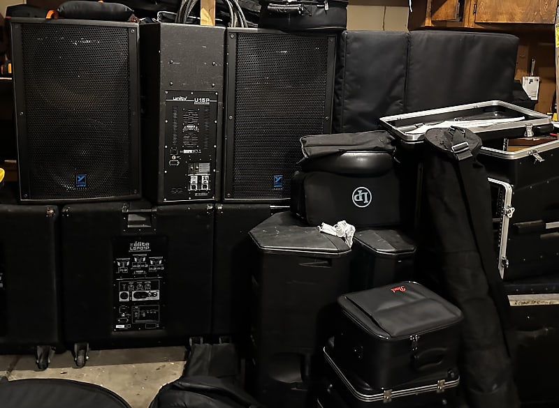 Yorkville Ls800p 2000 Carpet Reverb