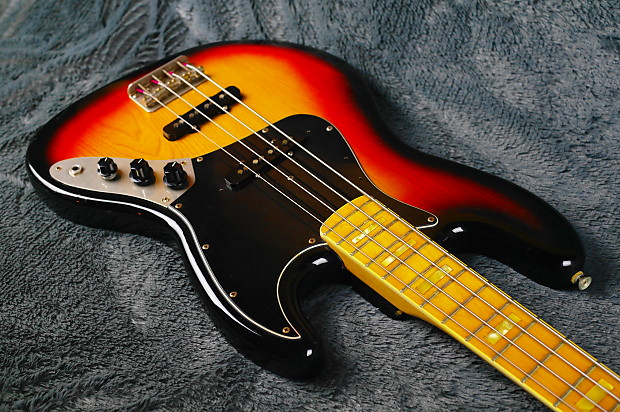 Rare Fresher Personal Jazz Bass 75 Made in Japan 1980's