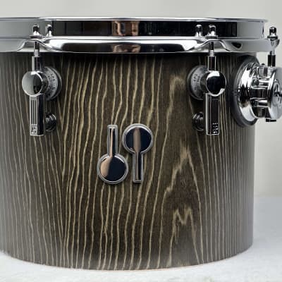 Sonor SQ2 22/8/10/12/13/14/16" Medium Maple Concert Tom Drum Set - Vintage Onyx Semi-Gloss w/ Silky Oak Interiors image 15