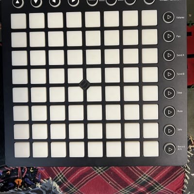 Novation Launchpad MKII Pad Controller 2015 - 2019 - Black