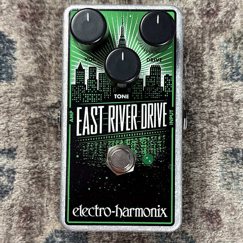 Electro-Harmonix East River Drive