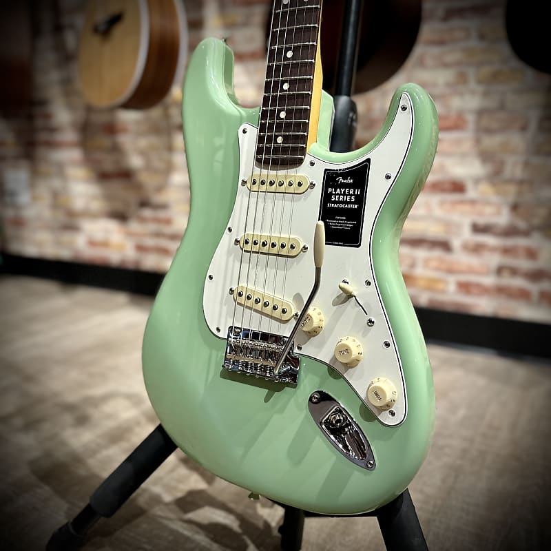 ギター Fender PlayerII Stratocaster Birch Green PLAYER II STRATOCASTER RW BIRCH GREEN ELECTRIC GUITAR | Tom