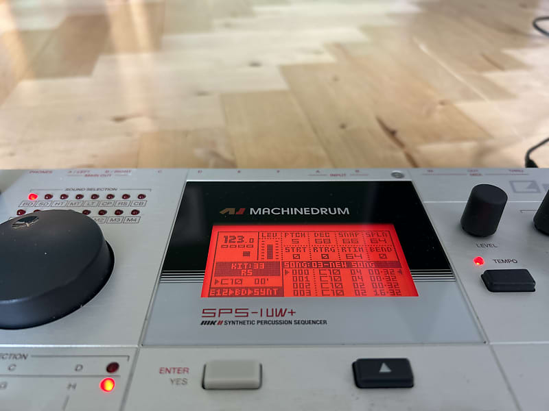 Elektron Machinedrum SPS-1UW+ MKII 2010s - Silver image 1