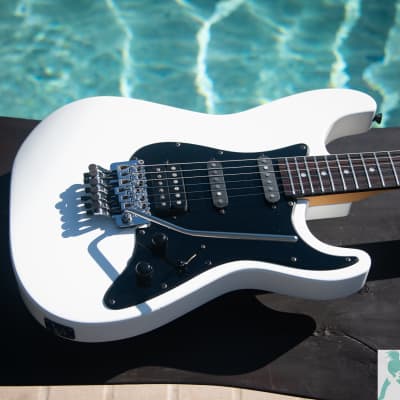 ジャンク　TOKAI  custom edition ビンテージ 1980's Tokai Custom Edition Super Shredder Stratocaster w