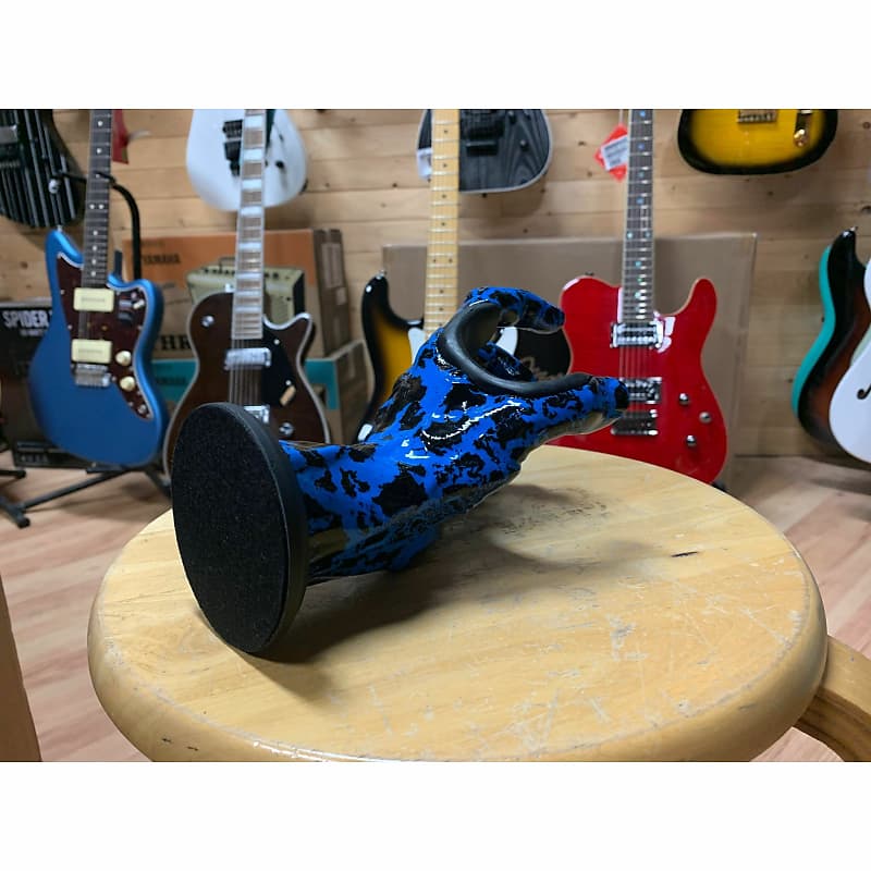 GuitarGrip Brat Blue Finish Grip Wall Hanger - Right | Reverb