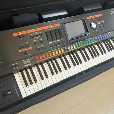 Roland Jupiter 80+Case!! 76-Key Digital Synthesizer 2010s - Black