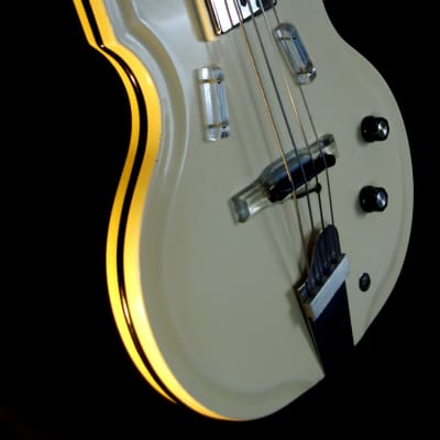 National VAL PRO "85"  1961 White. RES-O-GLAS. Extremely Rare. Great Condition. Tone image 12