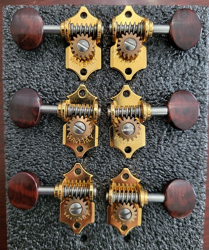 Waverly Tuners Gold with Snakewood knobs 3x3 Gold Reverb