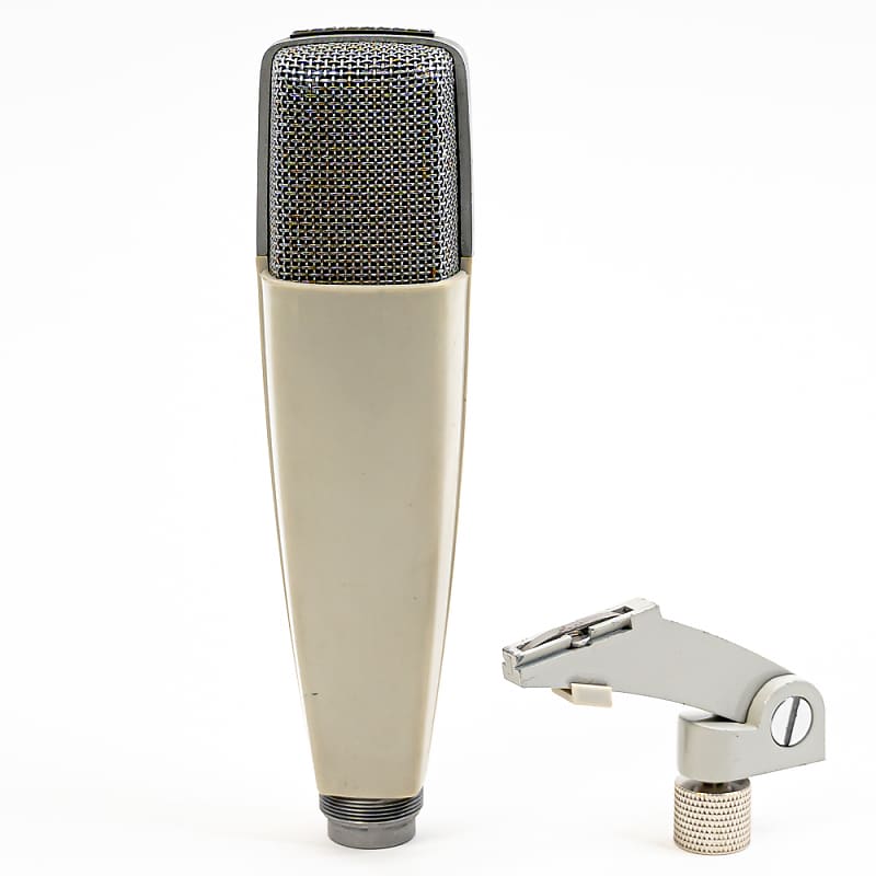 1960s Sennheiser MD 421-2 Cardioid Dynamic Microphone with Mic Clip image 1